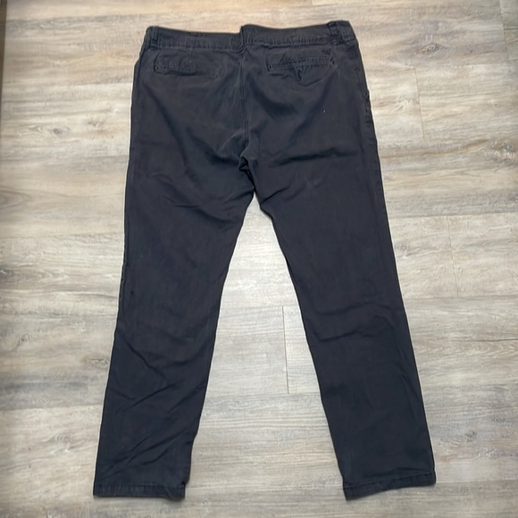 American Eagle pants - Picture 2 of 3